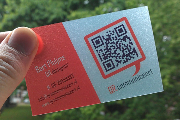 tao qr code cho business card